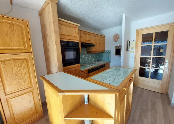 Duplex Spacieux Au Pied Des Pistes, Parking Privatif - Fr-1-516-195 Ле дез Альп